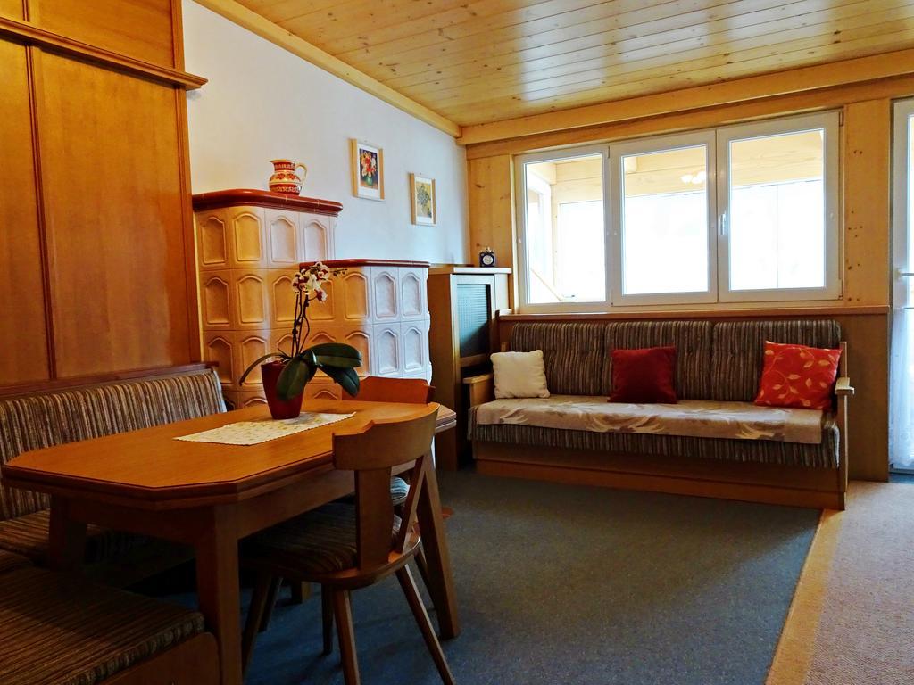 Haus Christina Hotell Trins Eksteriør bilde